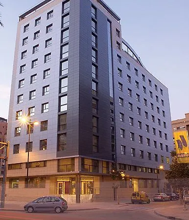 Center 4*