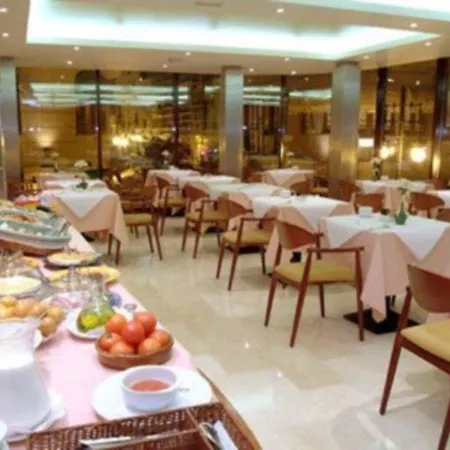 Rh Sorolla Centro Hotel