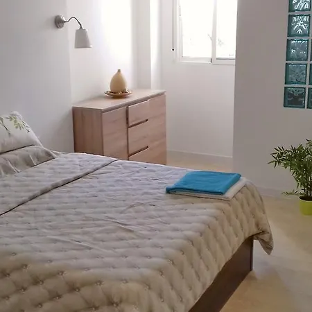 アパート On Carrer Del Dr. Lluch *