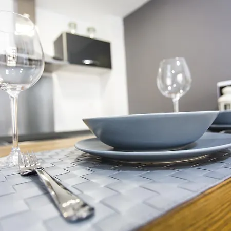 Total Old Luxury Valensiya