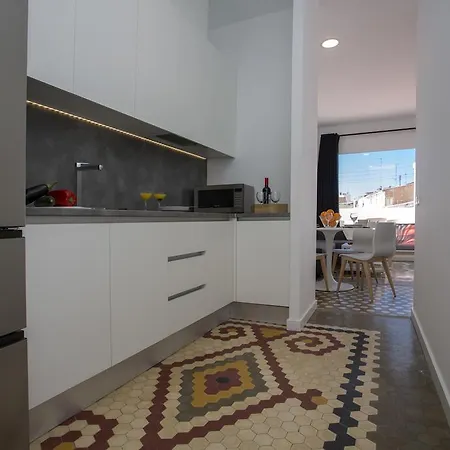 Singularstays Mosaic Valence