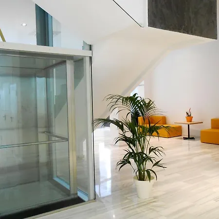 Flats Friends Soho Suites *