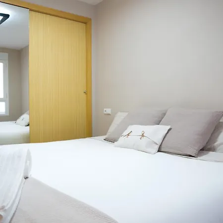 Apartamento Patraix Апартаменты *
