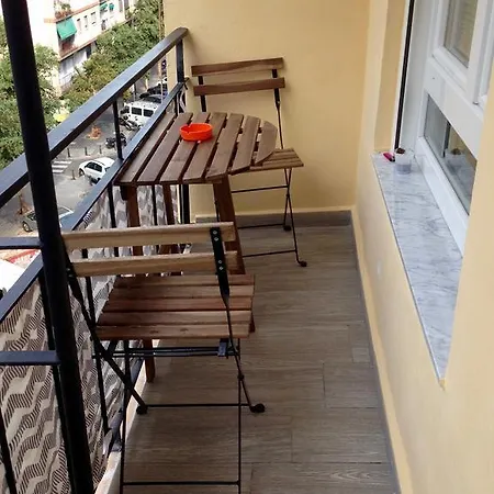 Near Arts & Science Apartment