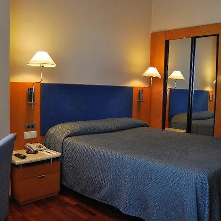 Villacarlos 3*