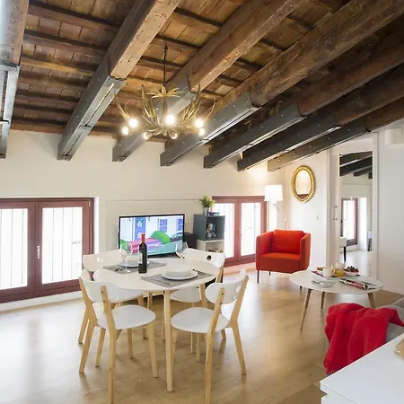 Singularstays San Vicente 公寓 *