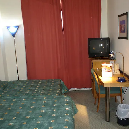 Ciudad De Ciencias 3*