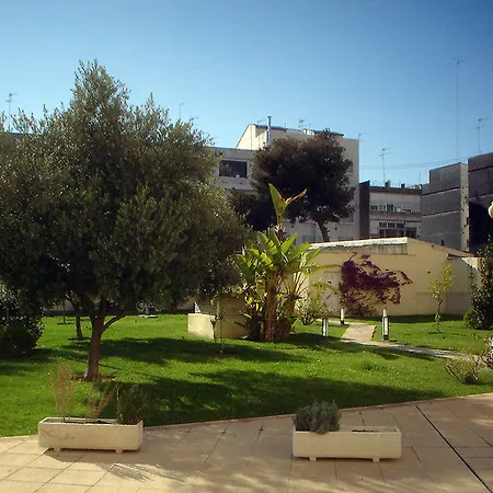 מלון Ciudad De Ciencias 3*