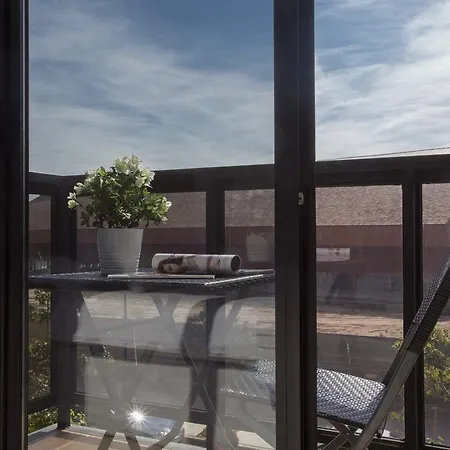 アパート Singularstays Artes *