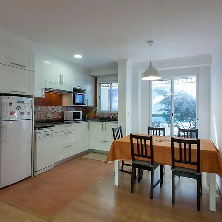 Apartman In The Old Town With Terrace