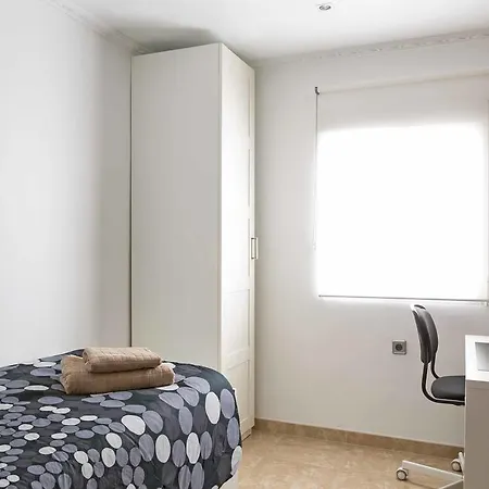 Attic فالنسيا