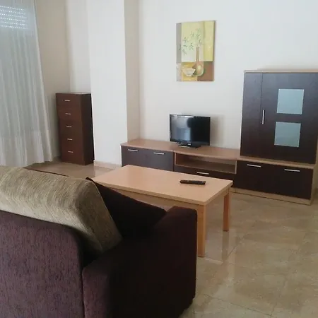 Realrent Jardines De Viveros Appartement