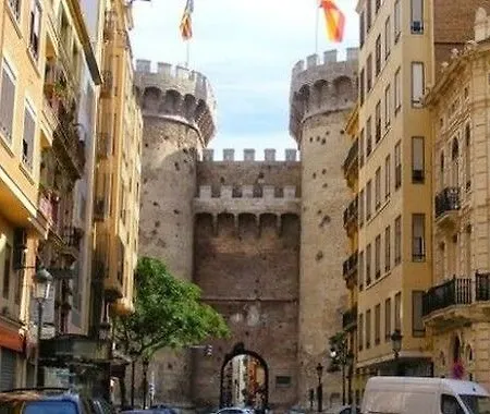 Centre Torres De Quart * فالنسيا