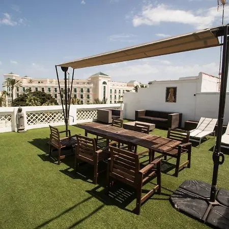 Hotel Luxury 2*