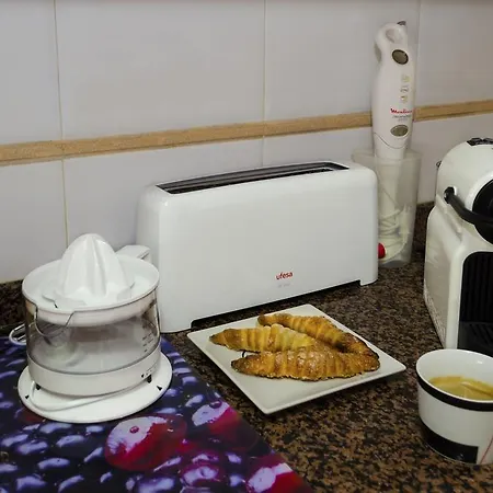 Apartup Francia Views *