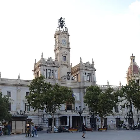 City Hall Square - Wolf *