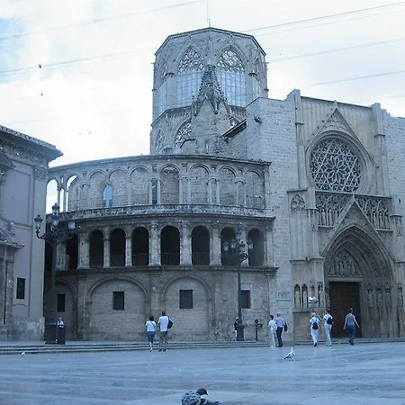 巴伦西亚维科美公寓 公寓 *