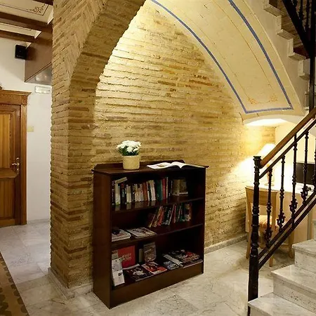 فندق Ad Hoc Monumental 1881 3*