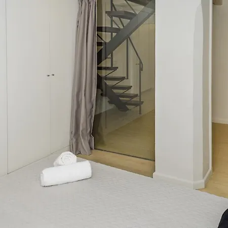 Apartup Reina Duplex Apartment Valencia