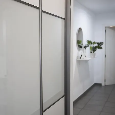 Flats Friends Tetuan Валенсия