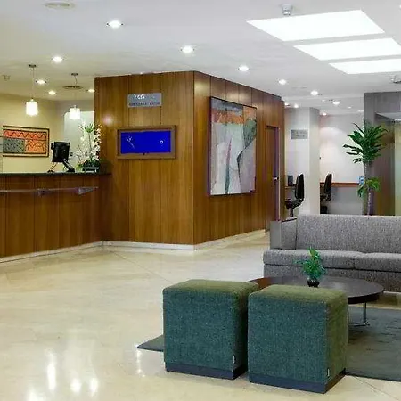 Istay By Nh Ciudad De 3* 발렌시아