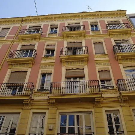 Appartement Down Town 13 *