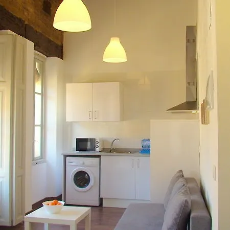 Appartement Down Town 13 *