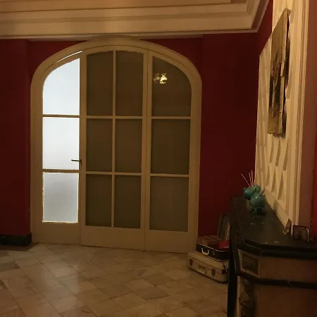 بيت ضيافة Fun And Sun Center فالنسيا