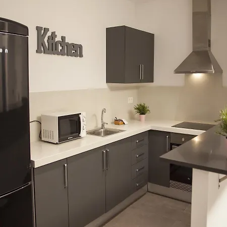 Flats Friends Soho Suites *