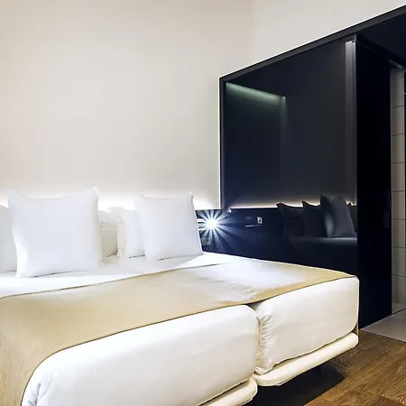 One Shot Mercat Hotel 4*