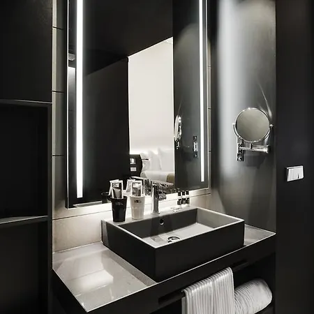 One Shot Mercat Hotel 4*