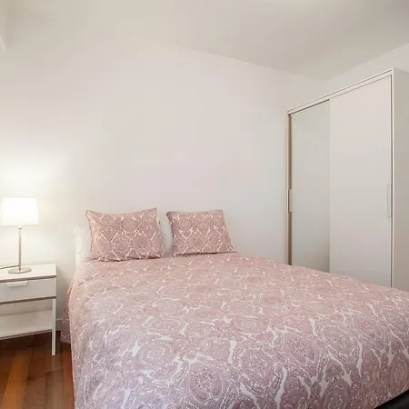 Hi - Jorge Juan Apartment