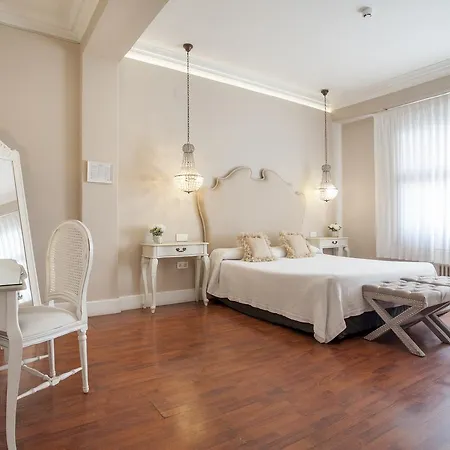 Отель Hi Boutique