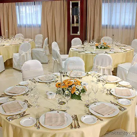 Center Hotel