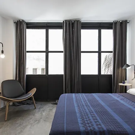 Bed & Breakfast Bubusuites