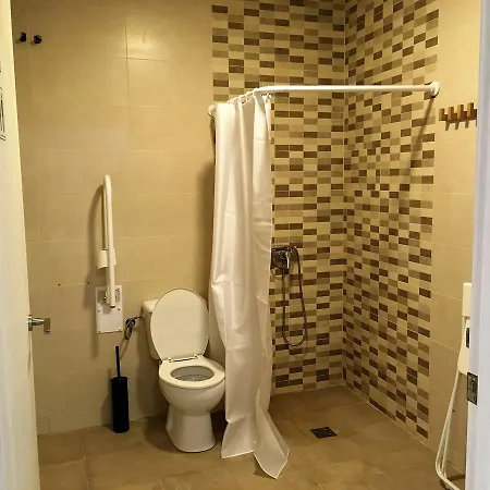 La Casa Del Colibri Youth (adults Only) *