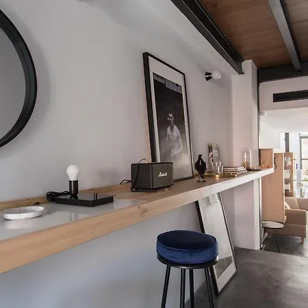 Bubusuites Nocleg ze śniadaniem 4*