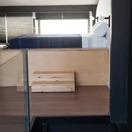 Bubusuites Nocleg ze śniadaniem 4*