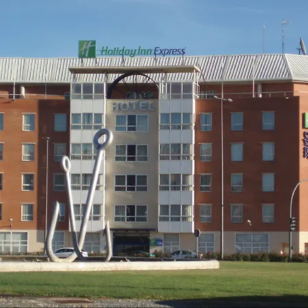 Hotel Ciudad De Ciencias 3*
