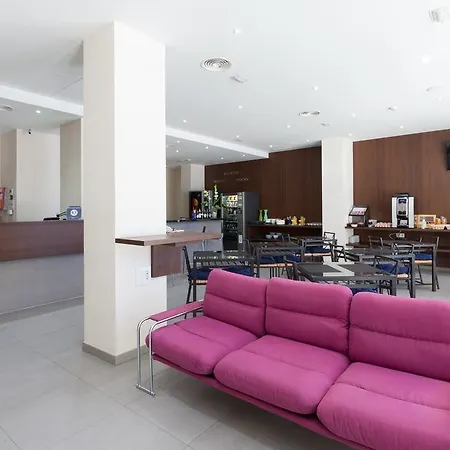 Hotell Olympia Universidades 3*