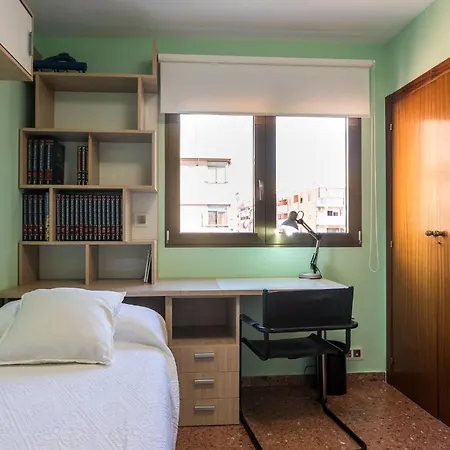 Apartup Mestalla Apartmán *