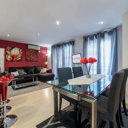 Apartamento Travel Habitat L' Eixample. Valência