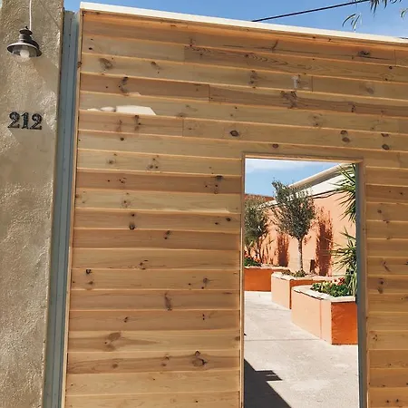 Mom La Punta 3* バレンシア