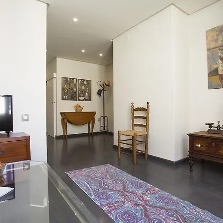 Singularstays Lope De Vega Apartment *
