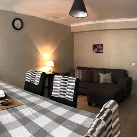 Apartment Ruben Vela *
