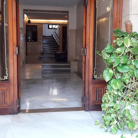 Couette-café Angel Guimera & Breakfast Valence