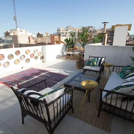 Cosy Embajador 2* Walencja