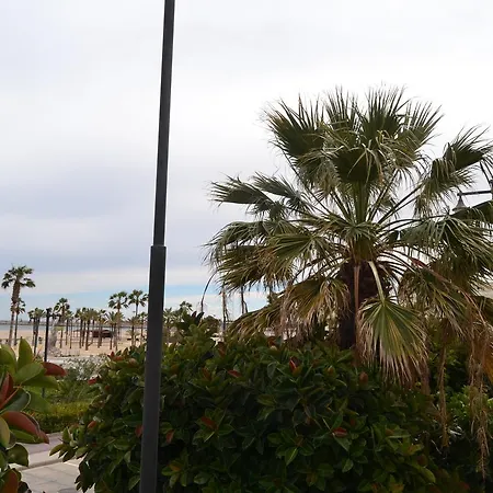 Playa - Malvarrosa Beach Valensiya