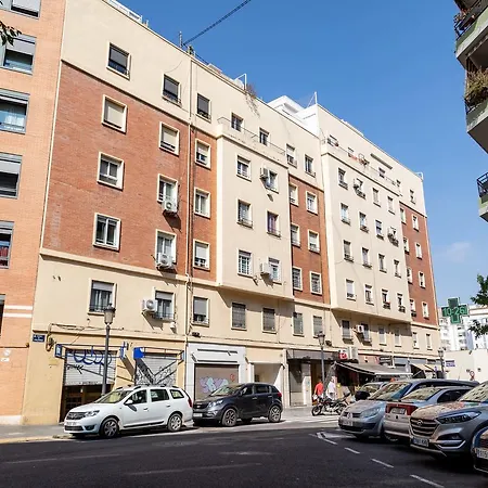 Travel Habitat Mestalla * Валенсия