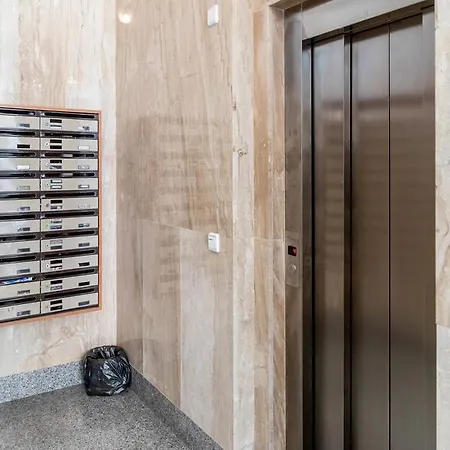 Travel Habitat Jardines De Viveros Apartman *